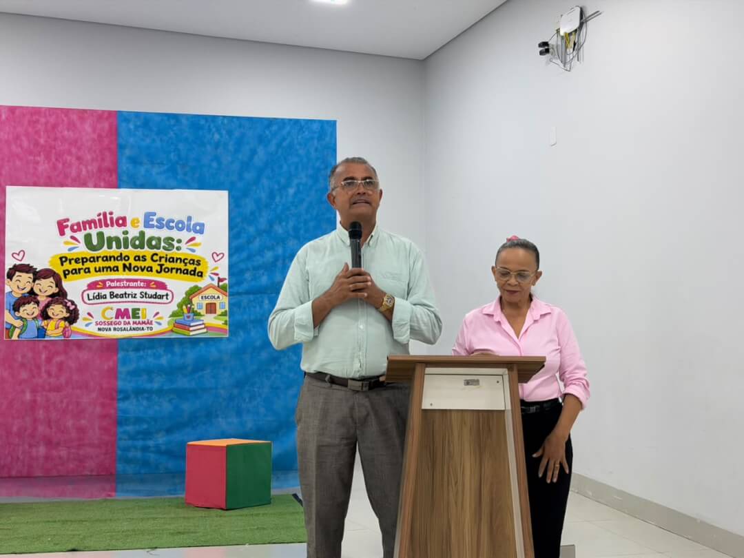 Na noite dessa quarta-feira 28, após saudar a equipe escolar municipal, fechando com chave de ouro o Dia do Servidor Público ouvindo as sábias palavras da Escritora, Consultora em Educação, Psicóloga e Professora Lídia Beatriz Studart Militão de Fortaleza-CE sobre o tema: “Família e Escola Unidas: Preparando as Crianças para Nova Jornada.”